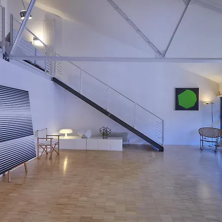 Studio 54 Design Loft *